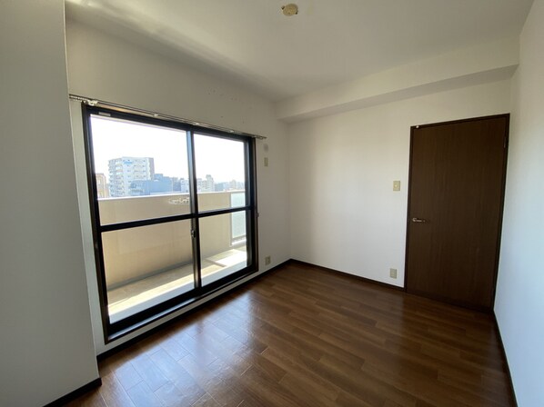 グランドヴュー島本の物件内観写真